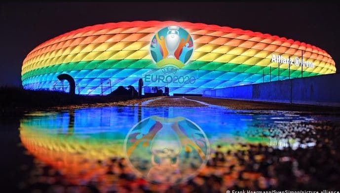 UEFA refuzon kërkesën për të ndriçuar Allianz Arena me ngjyrat e ylberit