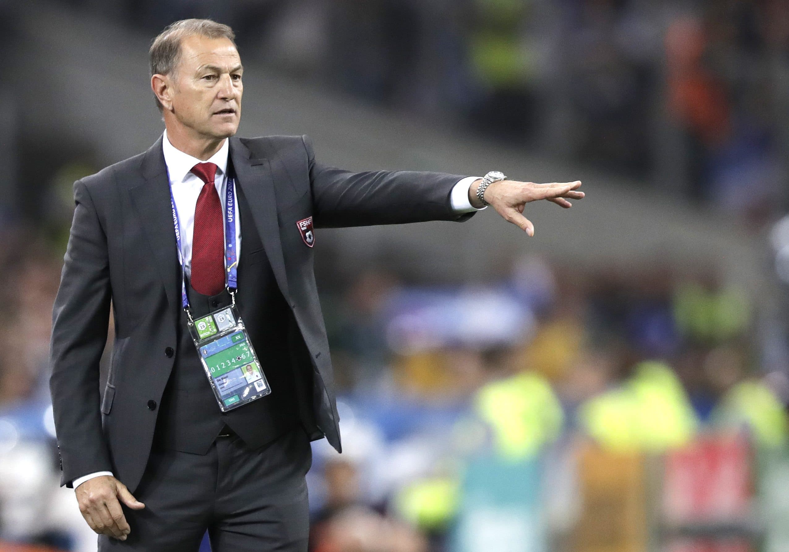 De Biasi “projektohet” në stolin e skuadrës në Serie A