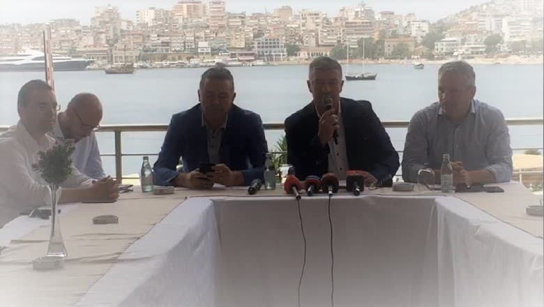 Klosi me operatorët turistik në Sarandë: Stop muzikës së lartë që shqetëson pushuesit