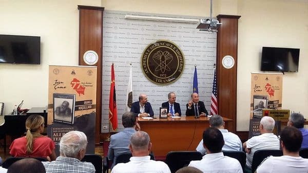 ASH promovon “Dokumente dhe dorëshkrime të Ali pashë Tepelenës”