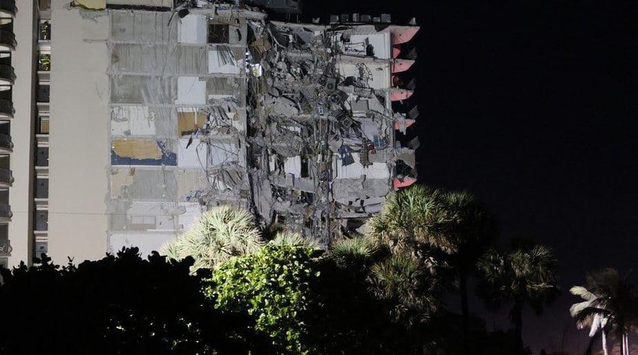 Shembet në mënyrë misterioze ndërtesa 12 katëshe në Miami