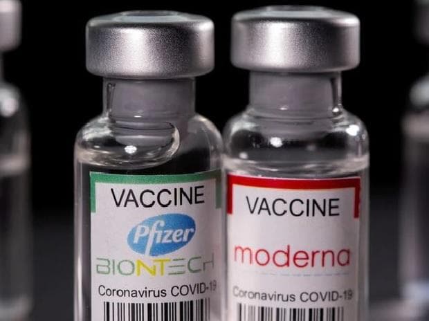 CDC: Ekziston mundësia që disa vaksinime të shkaktojnë probleme të zemrës