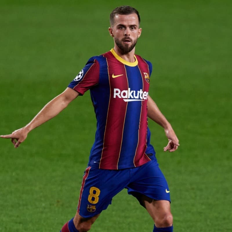 Parisi ndjek Pjanic