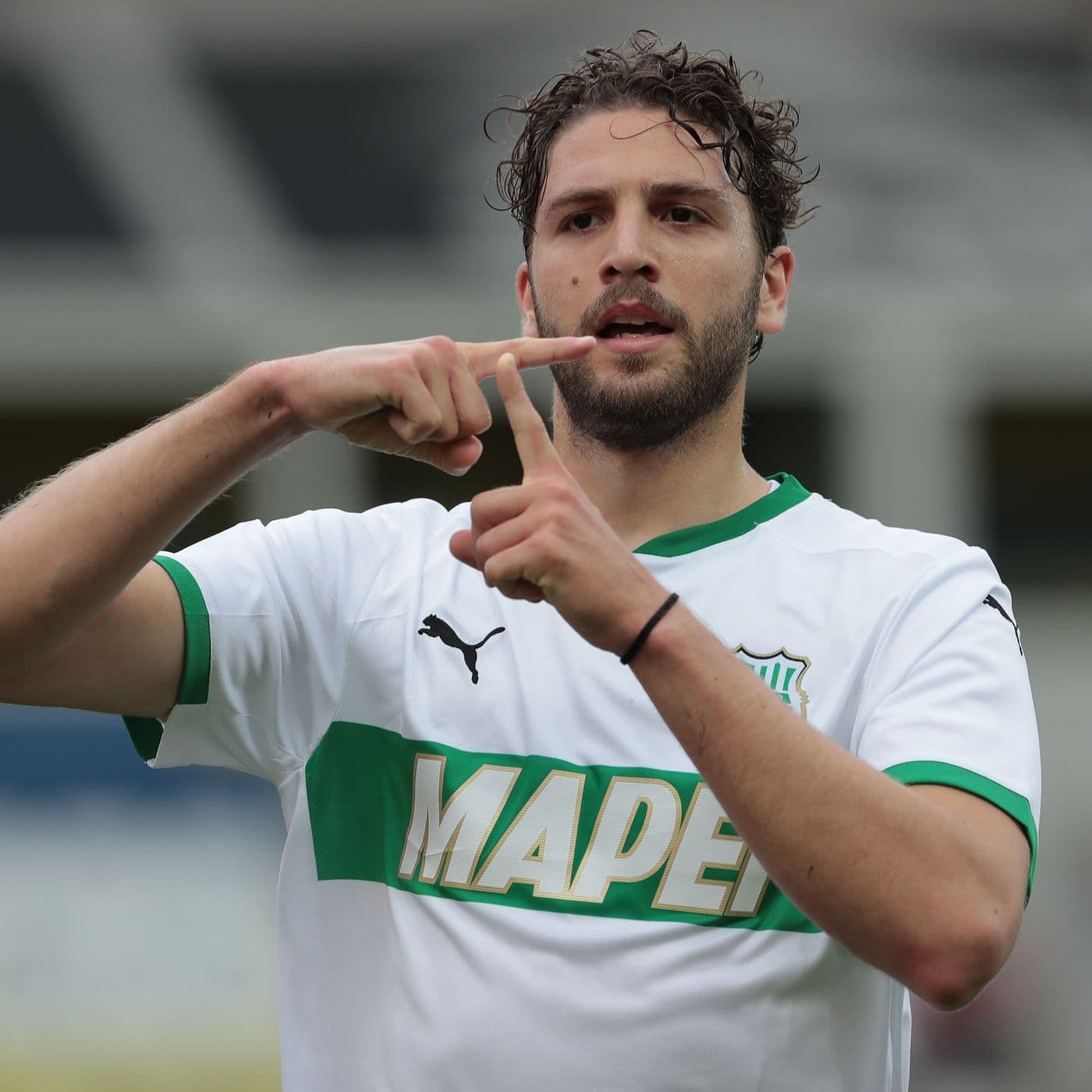 Juventus këmbëngul për Locatellin