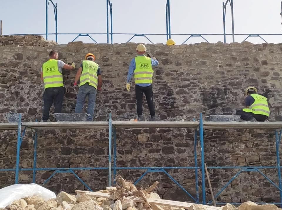 E dëmtuar nga tërmeti i 2019/ Kalaja e Prezës po i nënshtrohet restaurimit