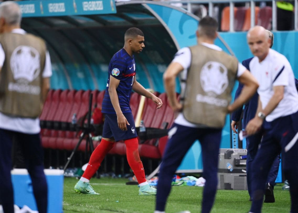 Mbappe gabon te penalltitë, Zvicra eliminon Francën dhe sfidon Spanjën (VIDEO)