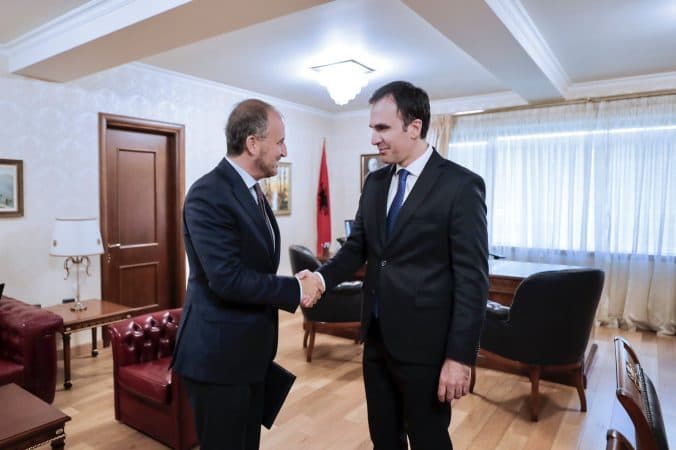 Soreca takon kryeprokurorin Çela: Hetimet për pastrimin e parave, me rëndësi