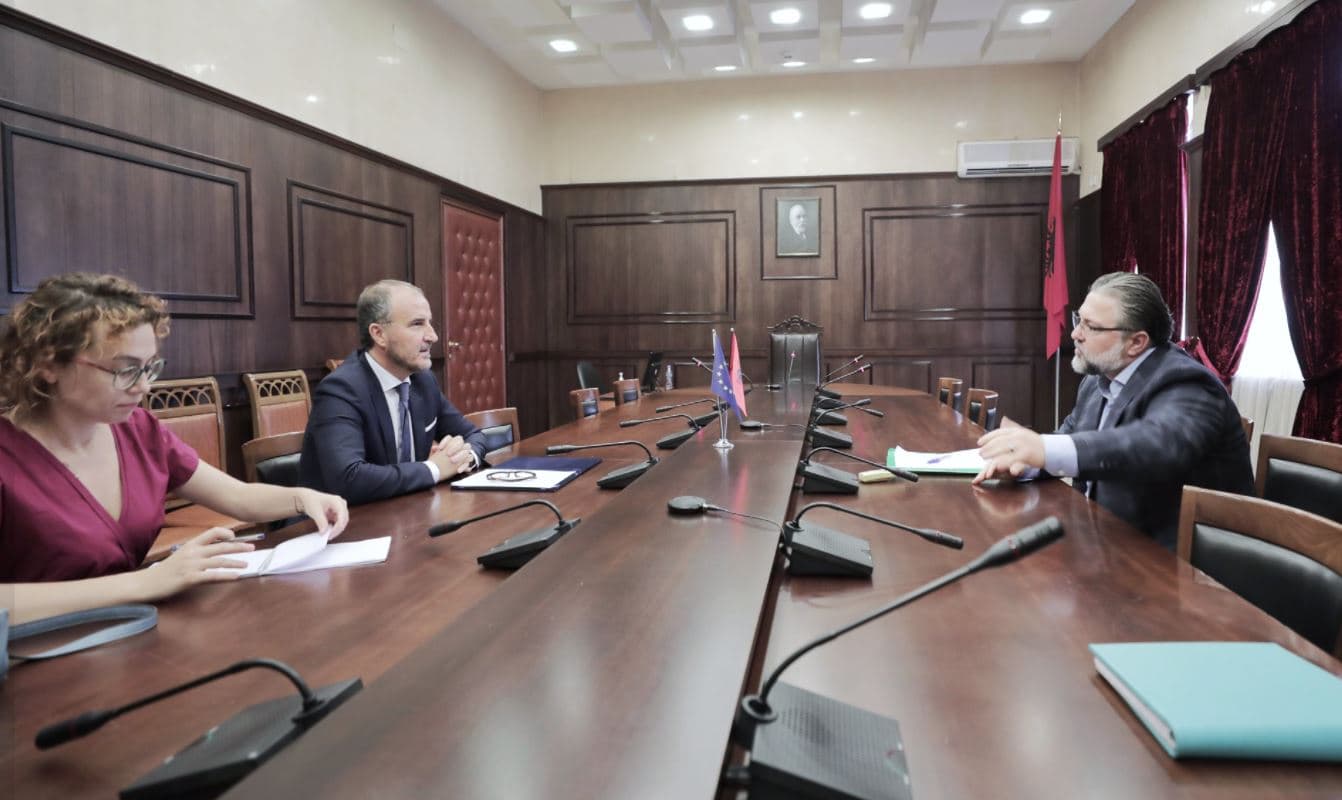      Soreca takon kreu e KED-së: Të vazhdohet me emërimin e gjyqtarëve të mbetur
