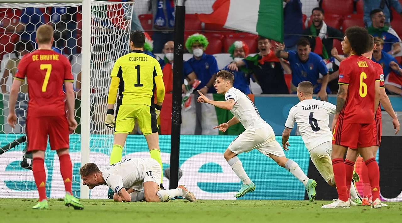 Spektakël dhe 3 gola të shënuar në pjesën e parë, Italia e mbyll në avantazh ndaj Belgjikës (VIDEO)