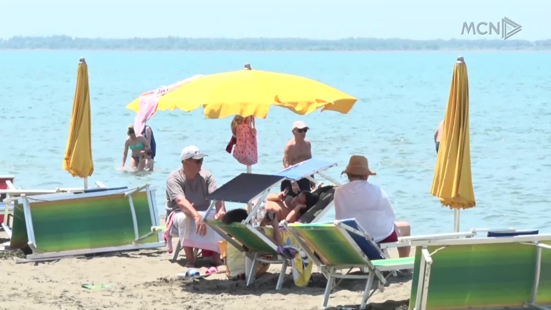Pezull kontratat për zonat e plazhit (VIDEO) 