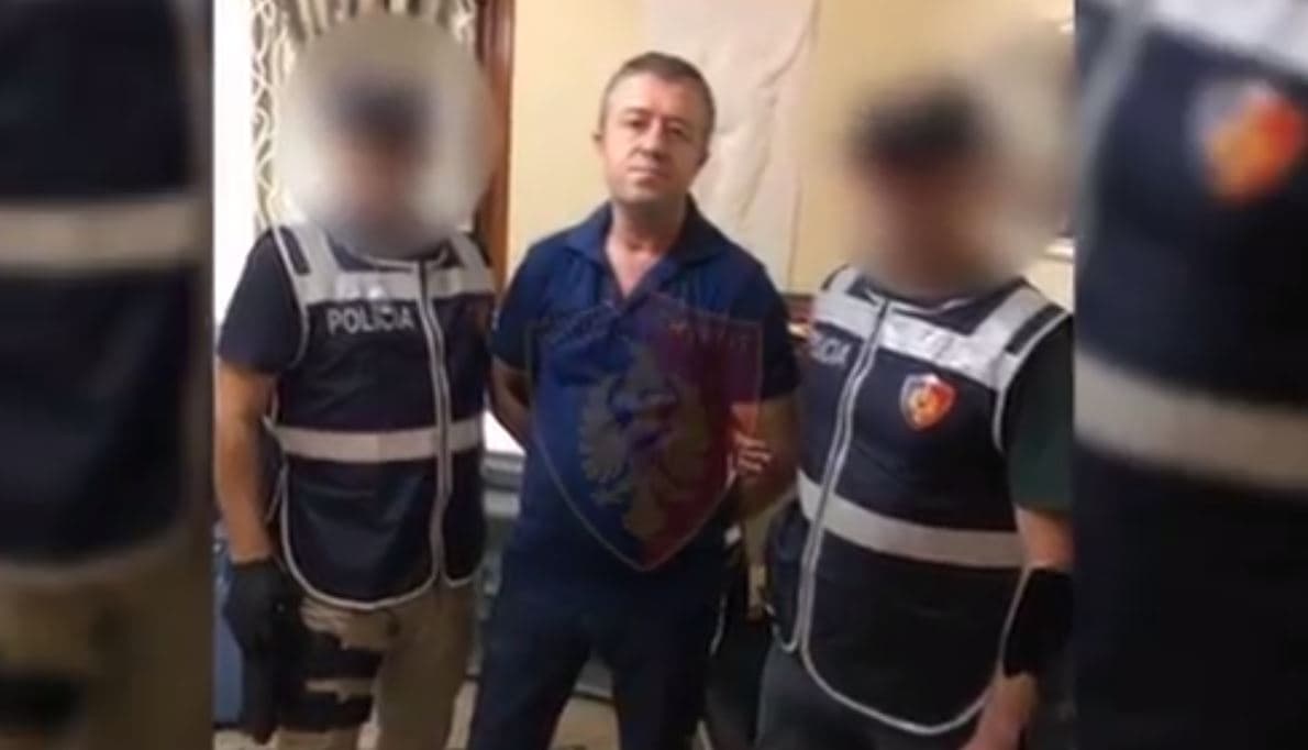 Video/ Policë të armatosur dhe me skafanda, dalin pamjet e operacionit “Shpirti”