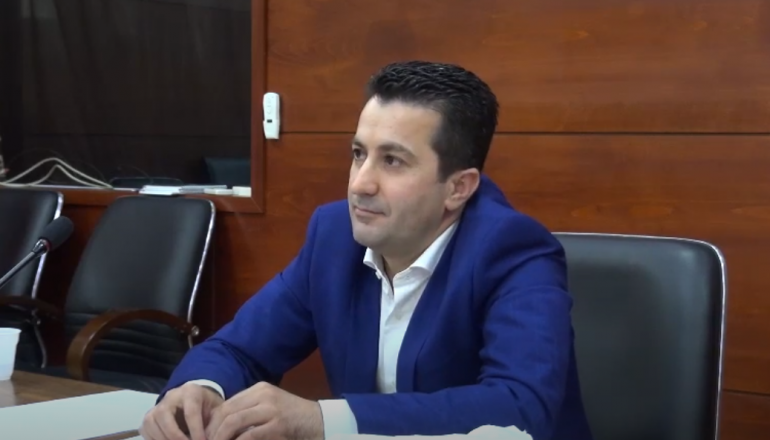     KLP pezullon nga detyra prokurorët Edmond Karriqi dhe Maksim Sota (VIDEO)