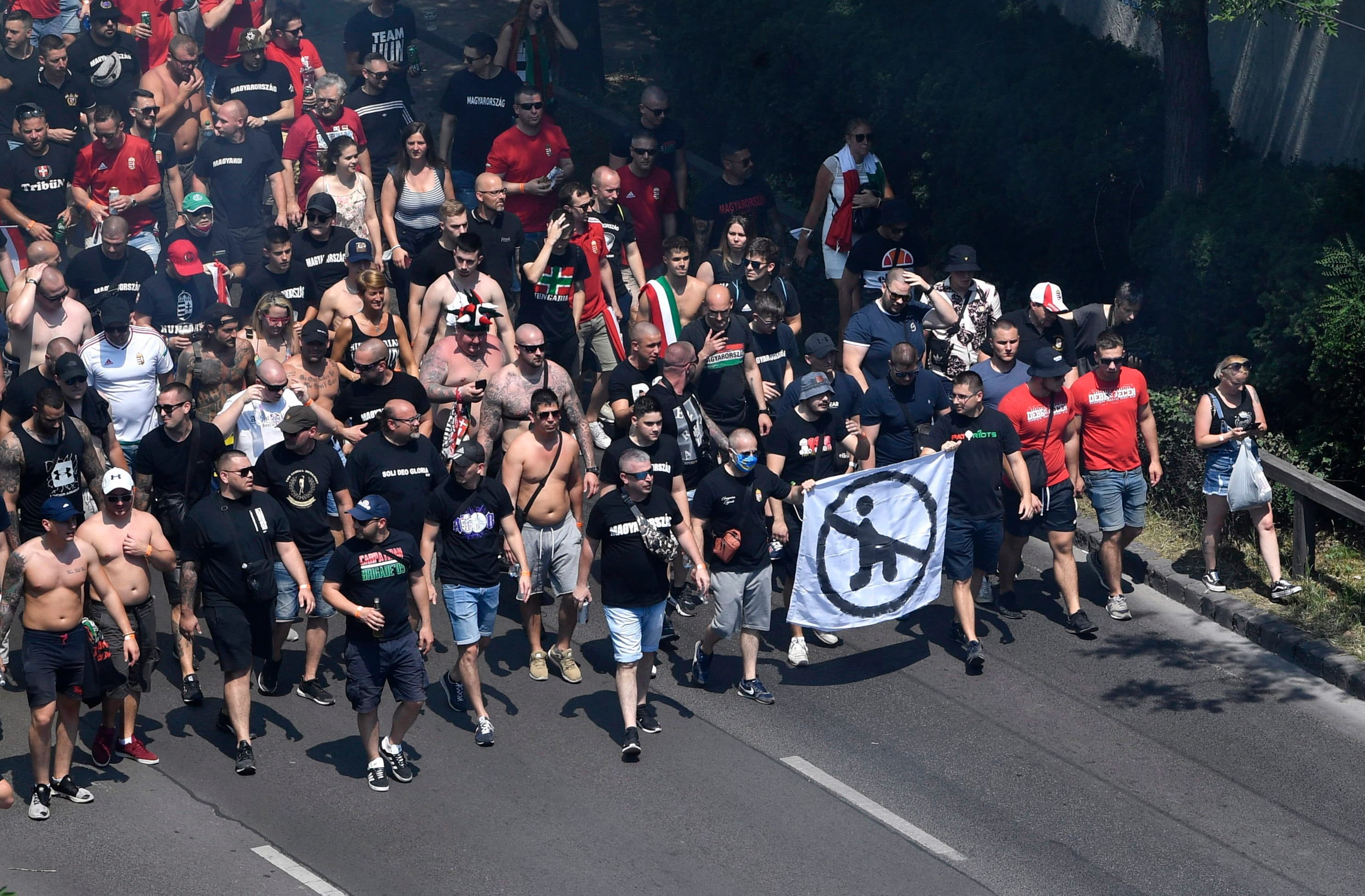 Sjellja e gabuar e tifozëve, UEFA dënon kombëtaren europiane