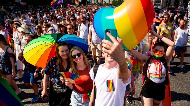 Një grindje mbi të drejtat e LGBTQ mund të ndajë Evropën