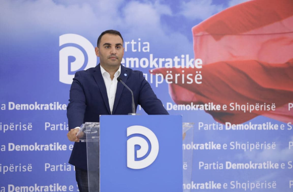 Këlliçi: Agim Kajmaku fiton dy tendera,  edhe pse në arrati shpërblehet nga Rama