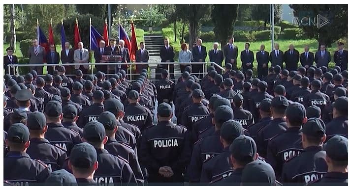 Zbardhet dosja për tenderin e uniformave (VIDEO)