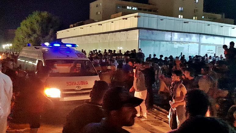 Zjarr në një spital Covid në Irak, të paktën 58 të vdekur