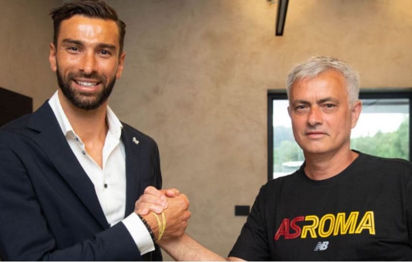 “Ëndërr të punoj me Mourinho”, një tjetër portugez zyrtarizohet te Roma