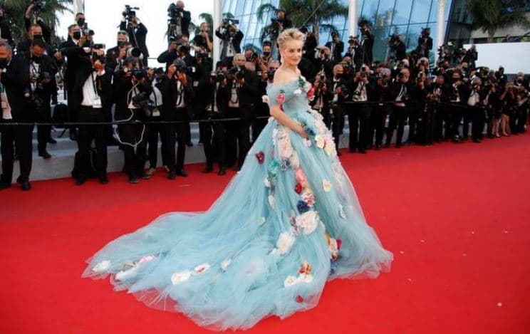 Sharon Stone, ylli i tapetit të kuq në Festivalin e Filmit në Kanë