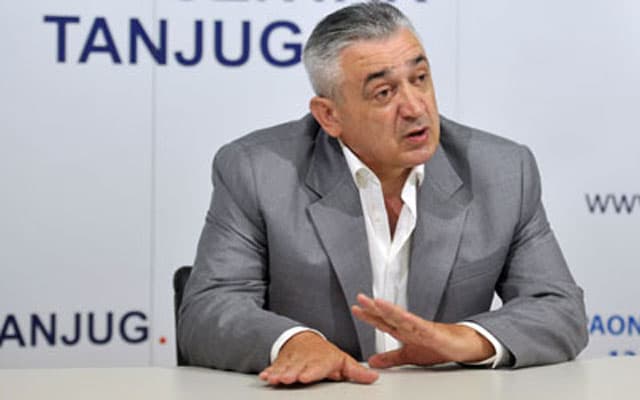 Odaloviçit i ndalohe hyrja në Kosovë