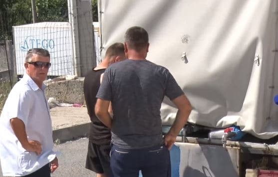 Babrruja “digjet” për ujë, banorët: Kemi mungesë uji. UKK vijon me pushime