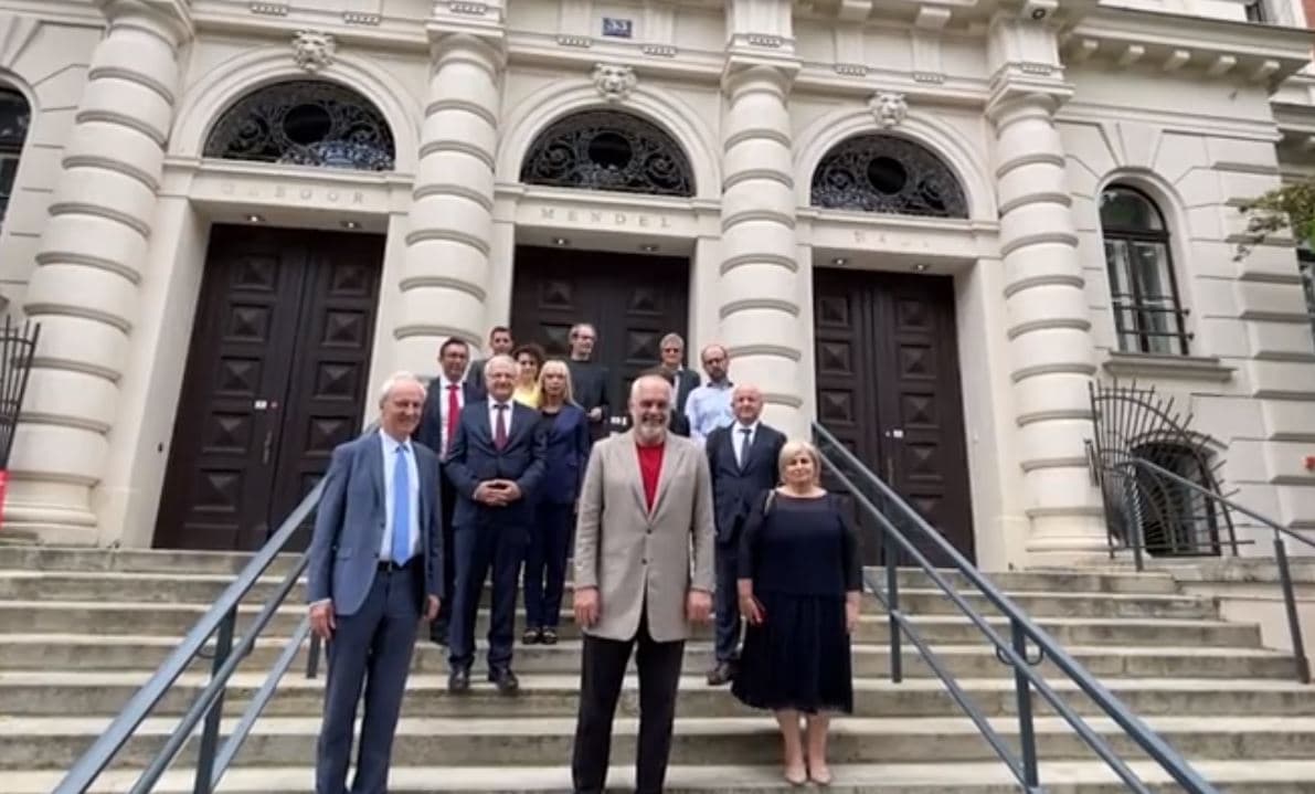 Rama takim brenda ditës në Vjenë: Hapje të universiteteve tona ndaj atyre evropiane