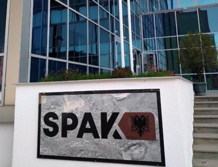 Koordinonin trafikun e heroinës drejt BE, SPAK urdhëron arrestimin e dy fierakëve