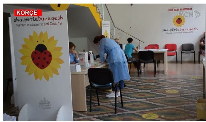 Vaksinimi/ Në Korçë qendrat e boshatisura. Gjirokastër, interes për “Pfizer” (VIDEO)