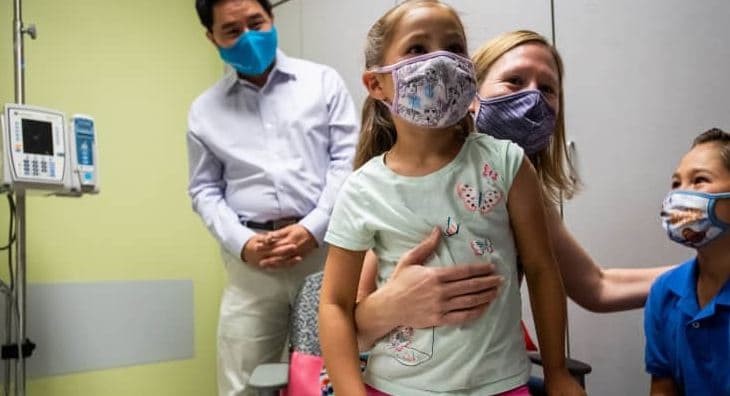 Moderna dhe Pfizer zhvillojnë prova klinike të vaksinës mbi fëmijët 5-11 vjeç