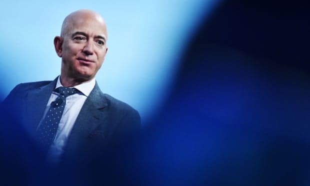 Jeff Bezos ofertë Nasa-s: 2 mld dollarë që t’i rikthehem misionit në Hënë