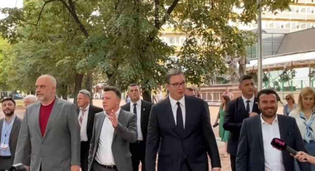 Minishengeni ballkanik, Rama takohet me Zaev dhe Vuçiç