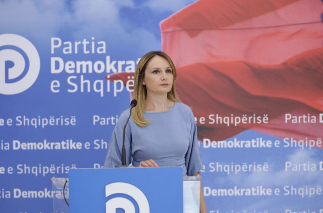        Tabaku: Raporti i DASH konfirmon se Shqipëria ka qeverinë më të korruptuar në Europë