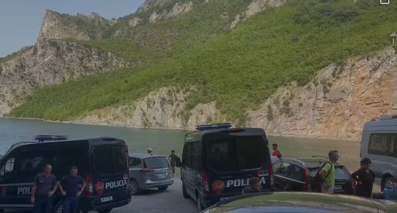 Video/ Policia kontrolle në Liqenin e Komanit, bllokohen tri mjete lundruese