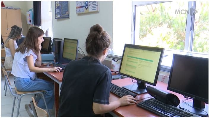 Nisin aplikimet për në universitet (VIDEO)