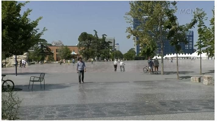 Temperatura deri në 42° Celcius, meteorologët: Do të na shoqërojnë edhe gjatë gushtit (VIDEO)