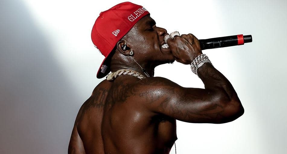 U anulua në koncerte pas komenteve anti-LGBT, DaBaby kërkon falje