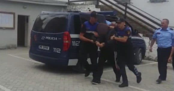 Dyshohet të ketë abuzuar seksualisht me një 12-vjeçar, arrestohet 39-vjeçari në Tiranë