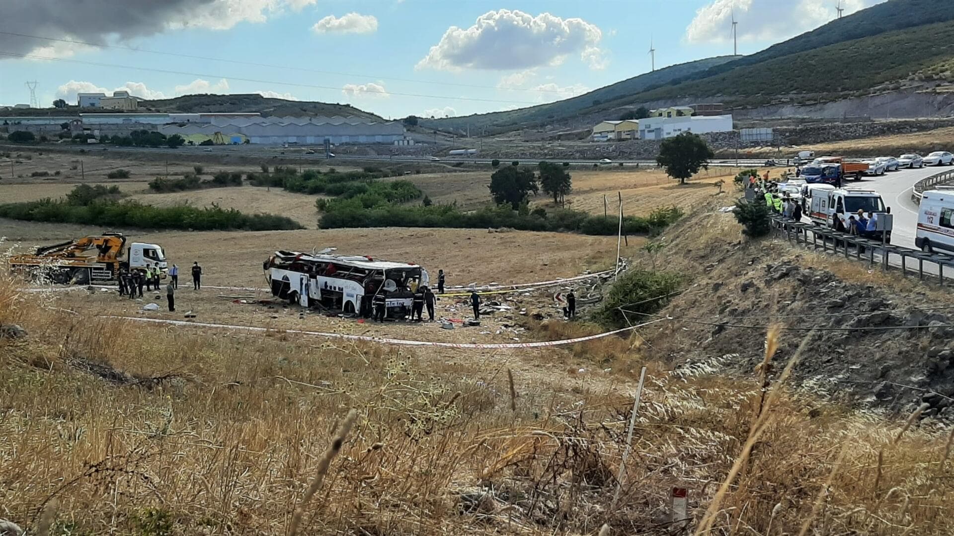 Përmbyset autobusi në Turqi, 15 viktima