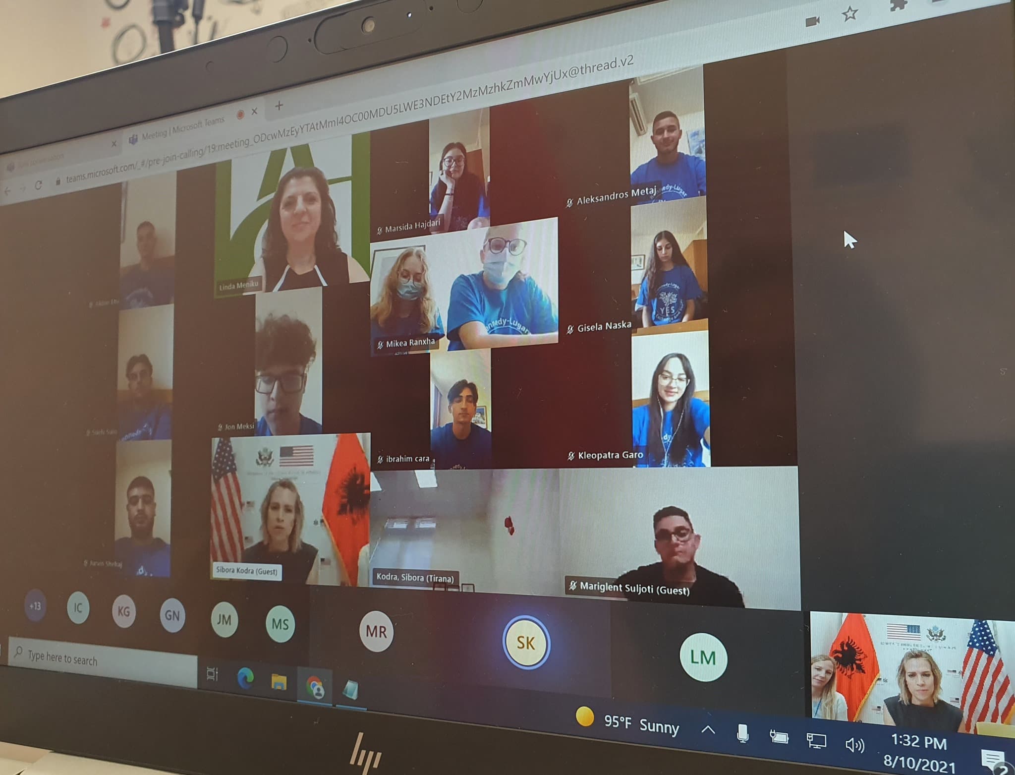 Dita Ndërkombëtare e të Rinjve/ Ambasada amerikane takim virtual me 18 studentë shqiptarë në SHBA