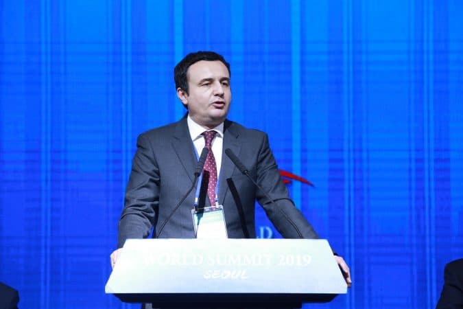    Kurti: Vetëm kur të lidhemi fort me njëri-tjetrin, do të mund të hapemi me fqinjët pa u rrezikuar