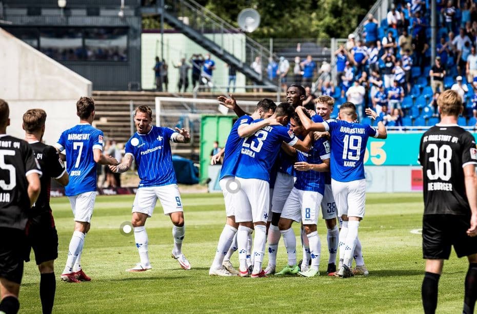 Triumfi me 6 gola, Gjasula lë shenjë në debutim