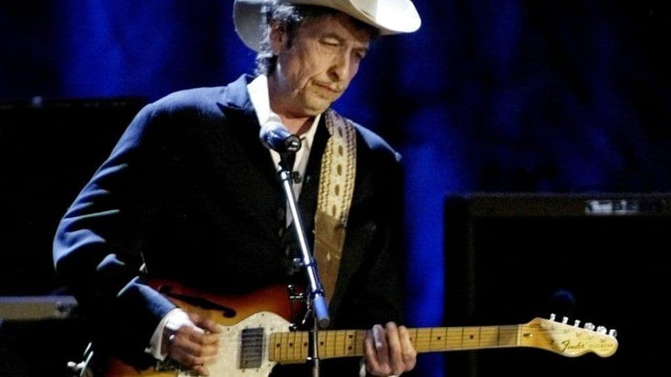 Akuzohet se abuzoi me një 12-vjeçare para 56 vitesh, Bob Dylan mohon akuzat