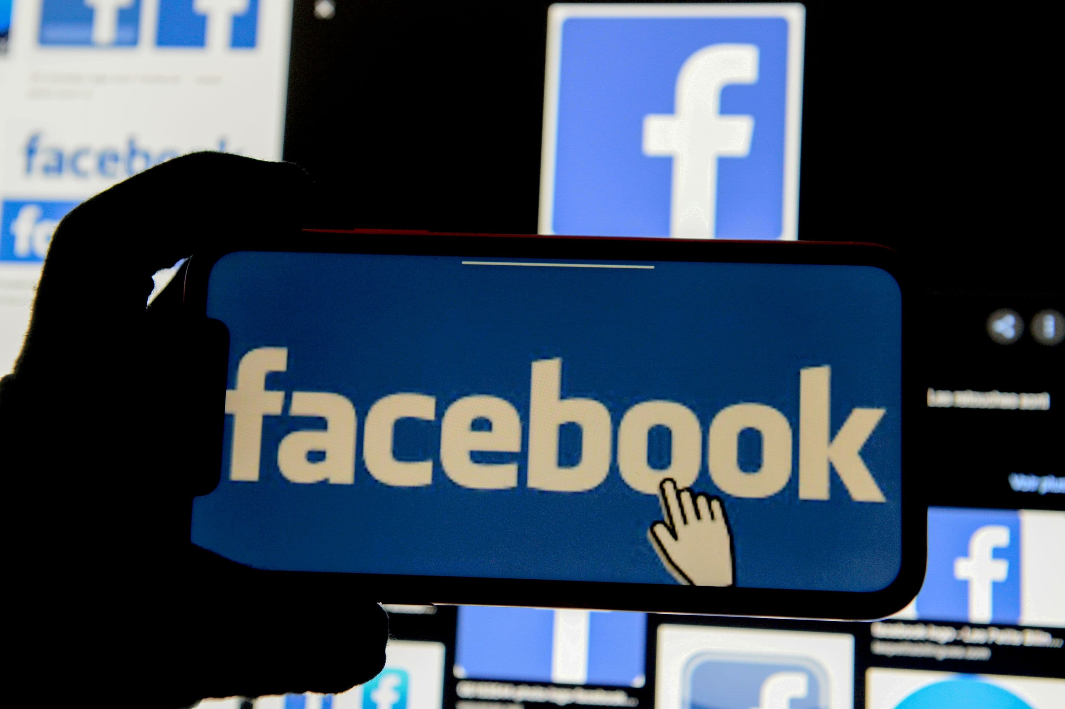 Facebook akuzohet për dezinformim mbi vaksinën kundër Covid-19