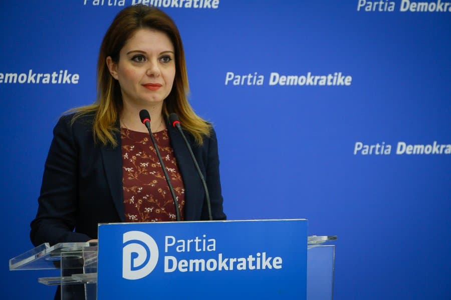    Shtyrja e vitit shkollor/ PD, Pampuri: Dëshmi e dështimit të qeverisë me mësimin online