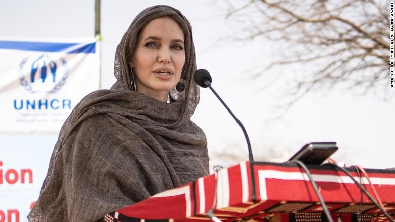 Angelina Jolie angazhohet për Afganistanin, fushatë në rrjetet sociale (VIDEO)