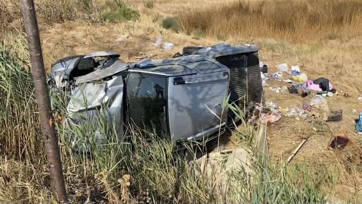 Dy automjete dalin nga rruga në by-passin e Fierit, 3 të plagosur