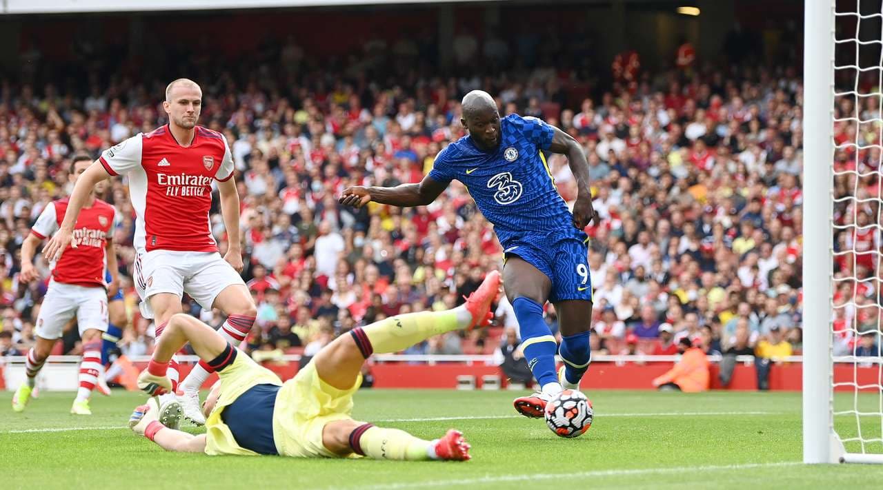 Lukaku debuton me gol, Chelsea fiton derbin ndaj Arsenalit (VIDEO)