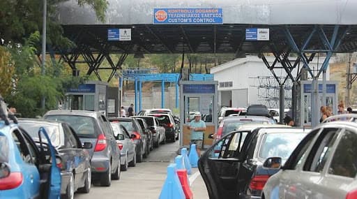 Rezulton me Covid në Kakavijë, pala greke u kërkon të gjithë udhëtarëve rapid test