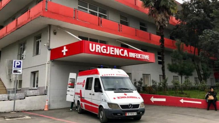 Dyfishohet numri i rasteve të reja, dy viktima nga Covid-19 në 24 orë