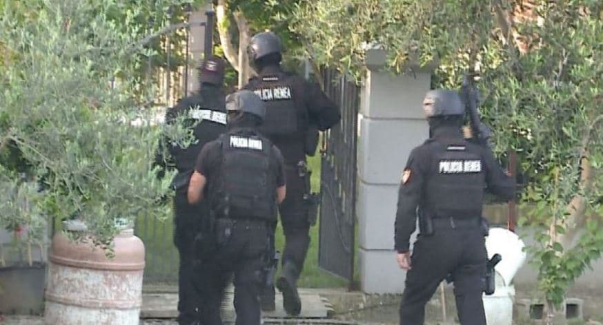 RENEA aksion nga Durrësi në Elbasan, u sekuestrua drogë, armë e municione